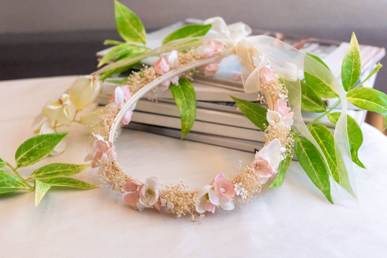 Couronnes de mariées en fleurs séchées, fabriquées en france, parfaite pour compléter vos tenues