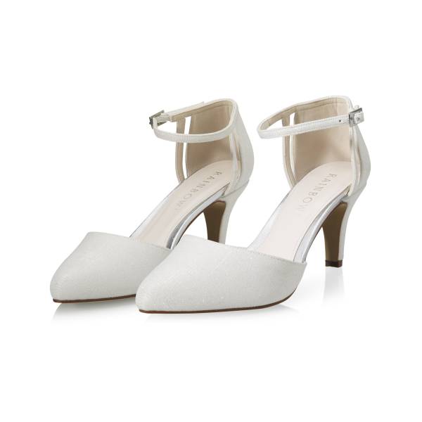 Déstockage, derniers modèles chaussures de mariées et d'invitées.