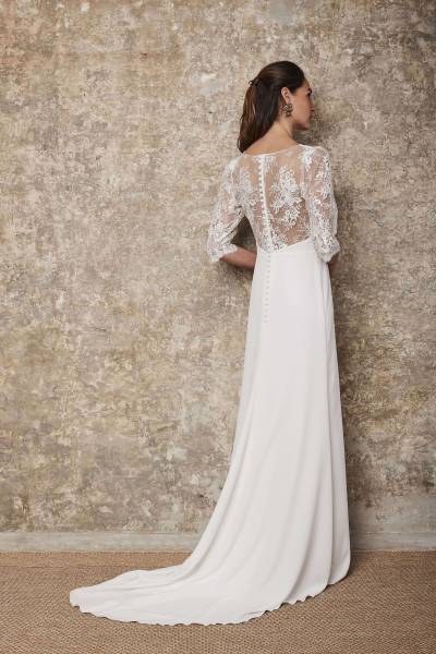 DESTOCKAGE des robes de mariées, derniers modèles pour petits et grands mariages chic, bohème, couture, champêtre.