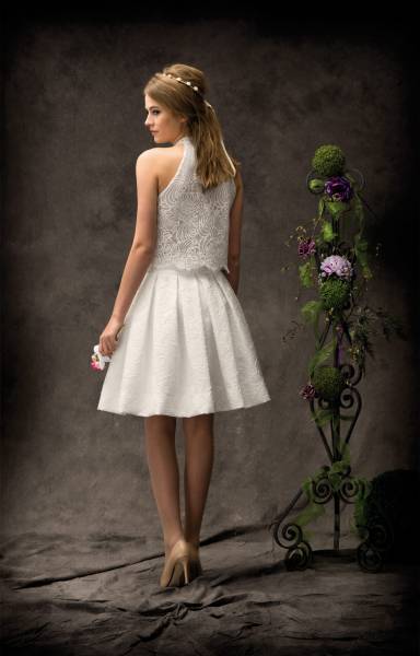 DESTOCKAGE des robes de mariées, derniers modèles pour petits et grands mariages chic, bohème, couture, champêtre.